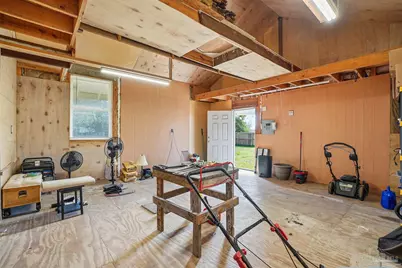 402 Front St, Century, FL 32535 - Photo 32