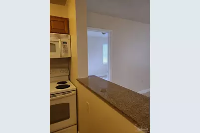 204 Holmes Dr #A, Pensacola, FL 32507 - Photo 4