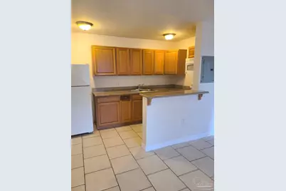204 Holmes Dr #A, Pensacola, FL 32507 - Photo 2