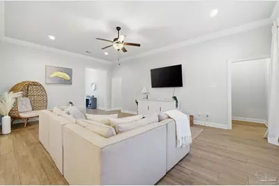 1467 Penn State Ct, Gulf Breeze, FL 32563 - Photo 8