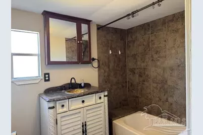 6114 E Fence Rd, Pensacola, FL 32526 - Photo 6