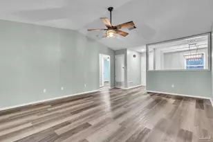 4331 Chantilly Way, Milton, FL 32583 - Photo 4