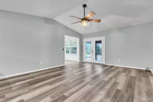 4331 Chantilly Way, Milton, FL 32583 - Photo 2