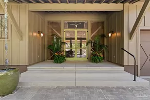 2369 W Bayshore Rd, Gulf Breeze, FL 32563 - Photo 10