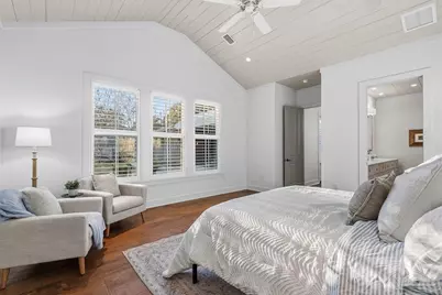 2369 W Bayshore Rd, Gulf Breeze, FL 32563 - Photo 54