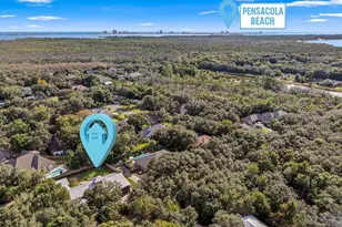 2369 W Bayshore Rd, Gulf Breeze, FL 32563 - Photo 32