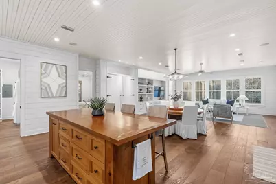 2369 W Bayshore Rd, Gulf Breeze, FL 32563 - Photo 40