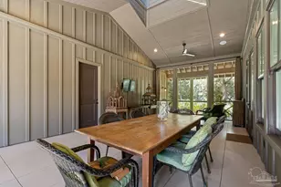 2369 W Bayshore Rd, Gulf Breeze, FL 32563 - Photo 16