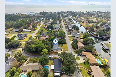 1012 Coronado Dr, Gulf Breeze, FL 32563 - Photo 2