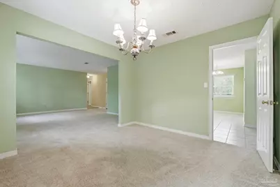 1012 Coronado Dr, Gulf Breeze, FL 32563 - Photo 8