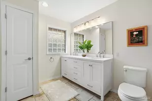 2 Highpoint Dr, Gulf Breeze, FL 32561 - Photo 26