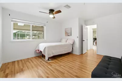 2 Highpoint Dr, Gulf Breeze, FL 32561 - Photo 28