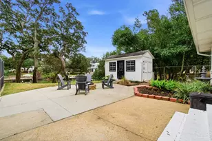 2 Highpoint Dr, Gulf Breeze, FL 32561 - Photo 34