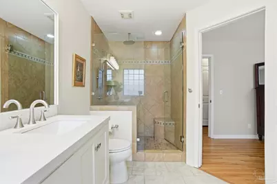 2 Highpoint Dr, Gulf Breeze, FL 32561 - Photo 22