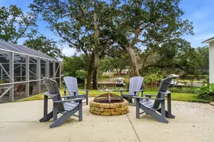 2 Highpoint Dr, Gulf Breeze, FL 32561 - Photo 34