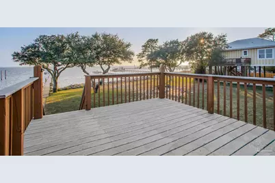 5481 Soundside Dr, Gulf Breeze, FL 32563 - Photo 48