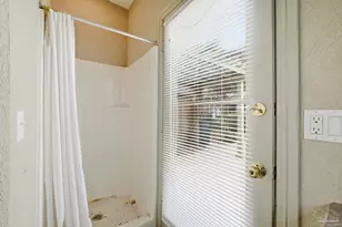 5931 Mls Lk Blvd, Pensacola, FL 32526 - Photo 30