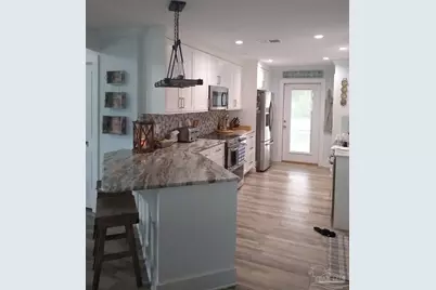 4698 Isles Dr, Pensacola, FL 32507 - Photo 6