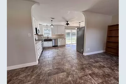 2975 Chrisine St, Pensacola, FL 32526 - Photo 8