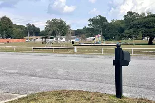 2975 Chrisine St, Pensacola, FL 32526 - Photo 4