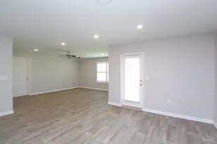 7524 Oak Lake Blvd, Pensacola, FL 32526 - Photo 6