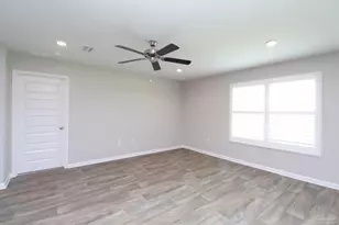 7524 Oak Lake Blvd, Pensacola, FL 32526 - Photo 4