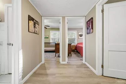 3215 Bayou Dr, Pensacola, FL 32505 - Photo 18