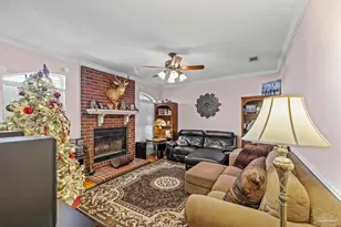 2100 St Andrews Dr, Cantonment, FL 32533 - Photo 12