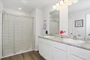 5451 Peach Dr, Pace, FL 32571 - Photo 10