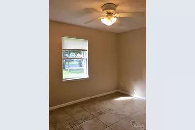 1028 Woodbury Pl, Cantonment, FL 32533 - Photo 2