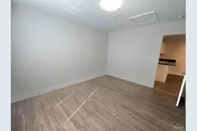 313 N Navy Blvd #1B, Pensacola, FL 32507 - Photo 16