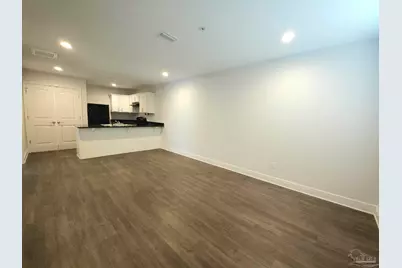 313 N Navy Blvd #1B, Pensacola, FL 32507 - Photo 4