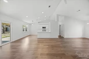 2014 Church St, Gulf Breeze, FL 32563 - Photo 8