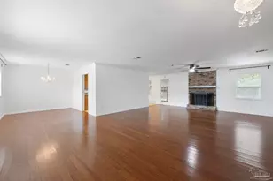 6269 Confederate Dr, Pensacola, FL 32503 - Photo 4