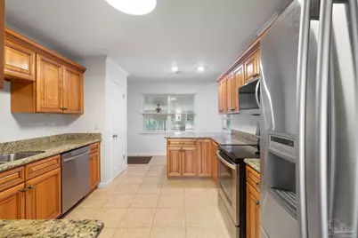 6269 Confederate Dr, Pensacola, FL 32503 - Photo 12