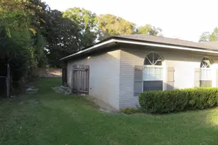 210 Norwich Dr, Gulf Breeze, FL 32561 - Photo 12