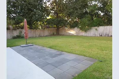 210 Norwich Dr, Gulf Breeze, FL 32561 - Photo 16