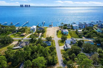 1032 Shady Pine Dr, Gulf Breeze, FL 32563 - Photo 4