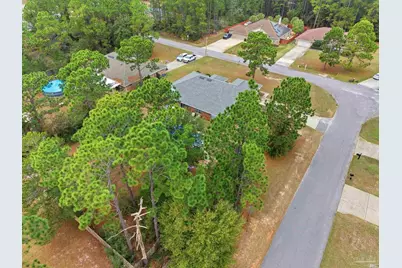 7599 Brewster St, Navarre, FL 32566 - Photo 34