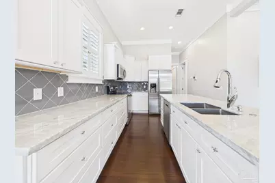 520 W Gregory St, Pensacola, FL 32502 - Photo 14