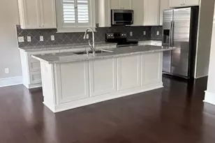 520 W Gregory St, Pensacola, FL 32502 - Photo 12