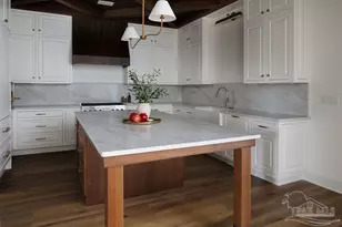 1811 N 8th Ave, Pensacola, FL 32503 - Photo 12