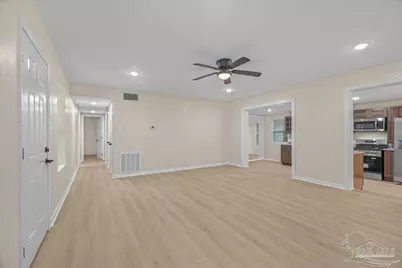 20 Huntington Dr, Pensacola, FL 32506 - Photo 10