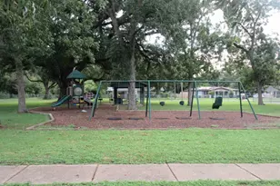 4300 Santa Villa Dr, Pace, FL 32571 - Photo 4