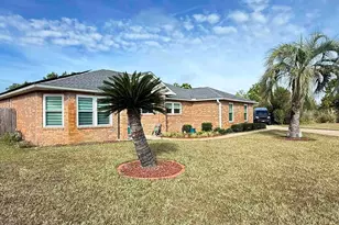 831 Ebb Tide Dr, Pensacola, FL 32507 - Photo 4