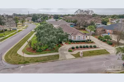 2537 Meek St, Gulf Breeze, FL 32563 - Photo 70