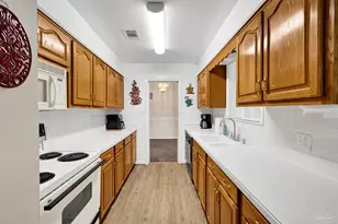 14 Nottingham Way, Pensacola, FL 32506 - Photo 16