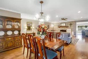 3211 Dunaway Ln, Pensacola, FL 32526 - Photo 12