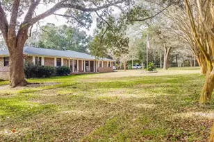 3211 Dunaway Ln, Pensacola, FL 32526 - Photo 4