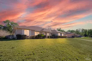 3002 Ashbury Ln, Cantonment, FL 32533 - Photo 2